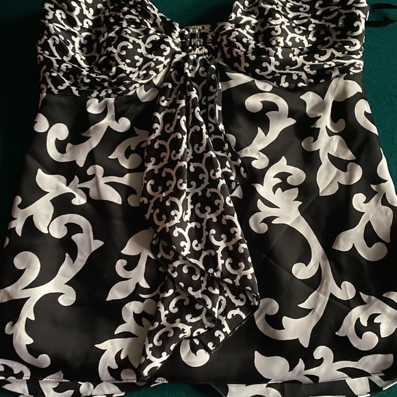 Top - Picture 9 of 9